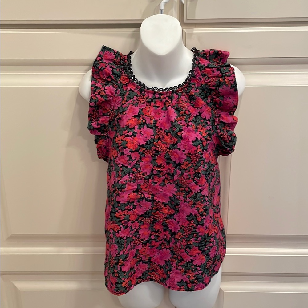 Mine pink Floral Sleeveless Top - sz M
